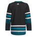 Чоловіча футболка Adidas Black Alternate Authentic Primegreen від San Jose Sharks.  Офіційно ліцензовано