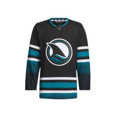 Чоловіча футболка Adidas Black Alternate Authentic Primegreen від San Jose Sharks.  Офіційно ліцензовано